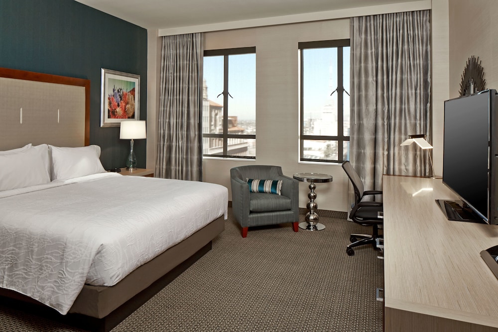 Hilton Garden Inn Phoenix Downtown in Phoenix Best Rates & Deals on