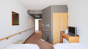 Free WiFi, wheelchair access