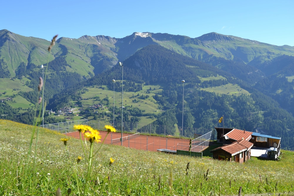 Tennis court, The Alpina Mountain Resort 