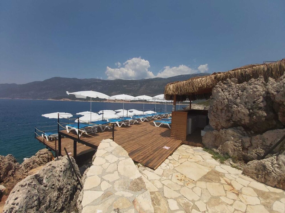 Blick Durchs Fenster Picture Of Arpia Hotel Kas Tripadvisor