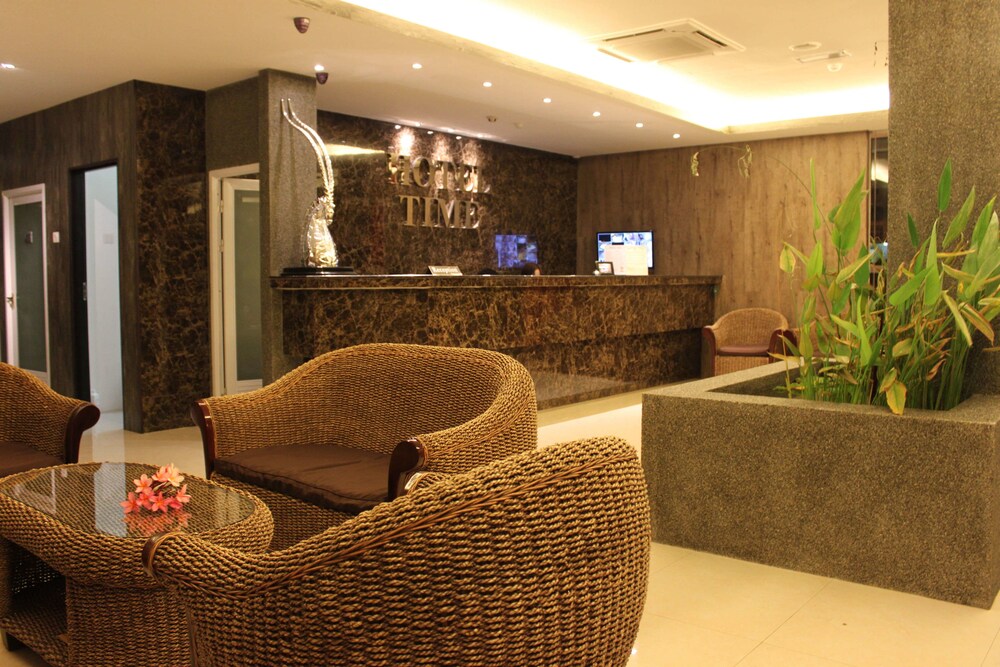 time hotel nilai