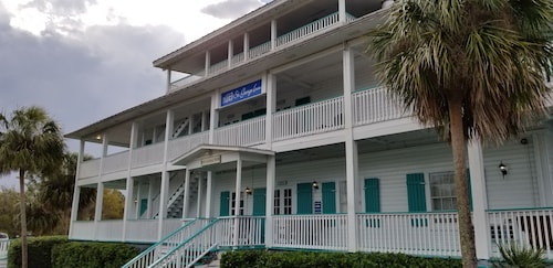 Great Place to stay The St. George Inn near St. George Island 