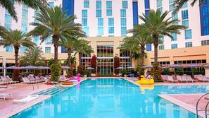 Outdoor pool, open 7:00 AM to 11:00 PM, cabanas (surcharge)