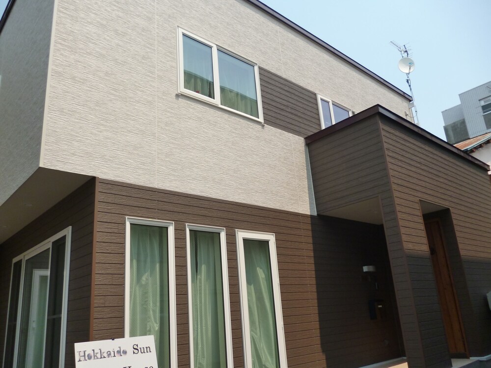 Errys Guesthouse Sapporo In Sapporo Japan Expedia - 