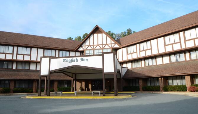 English Inn Of Charlottesville Charlottesville Kadar Hebat Expedia Com My