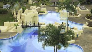 Outdoor pool, pool umbrellas, sun loungers