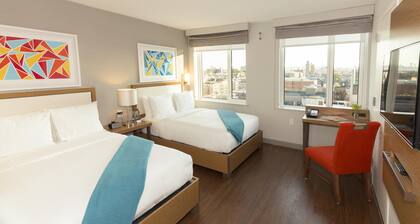 Edge Hotel