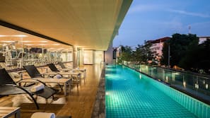 Outdoor pool, pool loungers