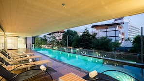 Outdoor pool, pool loungers
