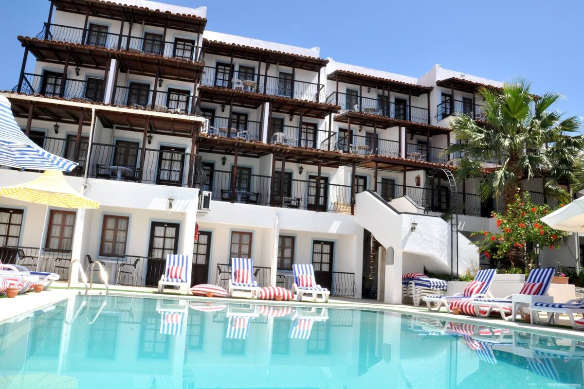 Jarra Hotel In Bodrum Turkey Expedia