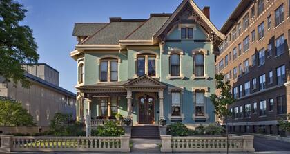 Kalamazoo House
