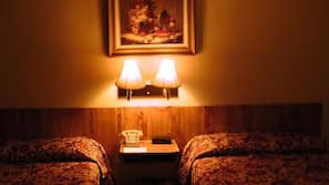 Desk, rollaway beds, free WiFi