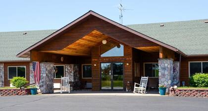 Chicaugon Lake Inn
