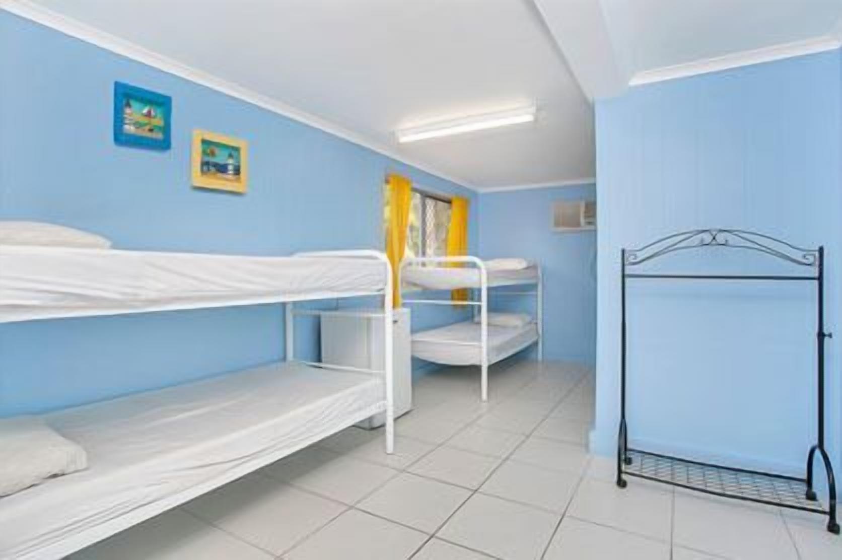 Caravella Backpackers