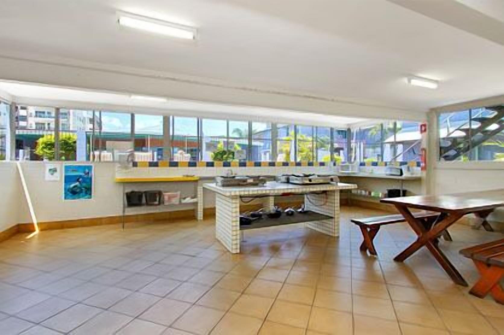 Caravella Backpackers