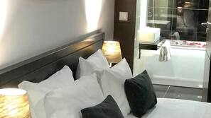 Minibar, escritorio, wifi gratis