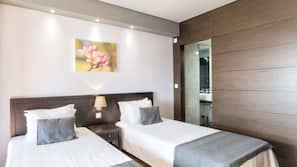Minibar, escritorio, wifi gratis