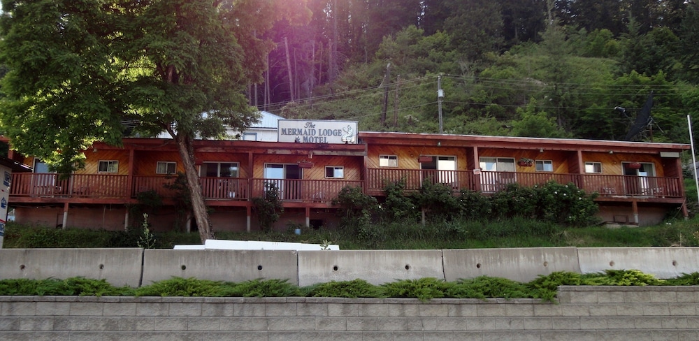 Mermaid Lodge and Motel in Ainsworth Hot Springs, Canada