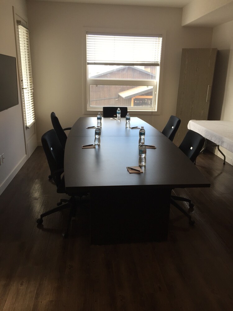 River Station Suite Hotel Fort Mcmurray River Station Suite Hotel Fort Mcmurray