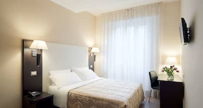 Hotel Aurora