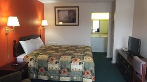 Desk, rollaway beds, free WiFi