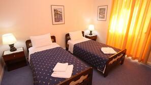 Free cots/infant beds, rollaway beds, free WiFi