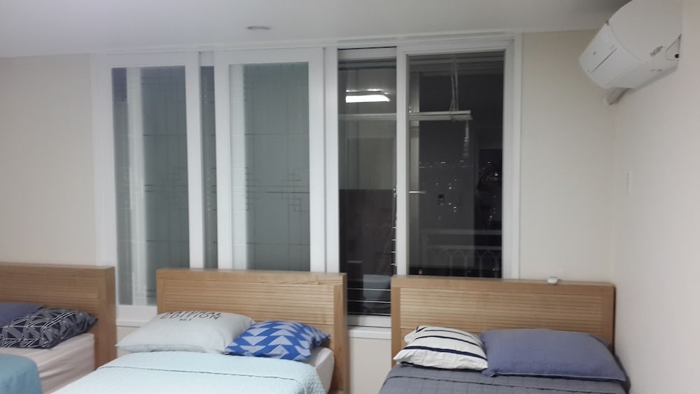 Discount [75% Off] Spacious Apartment In Central Seoul South Korea