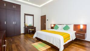 In-room safe, iron/ironing board, free WiFi