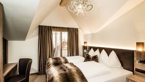 Egyptian cotton sheets, premium bedding, down comforters, in-room safe