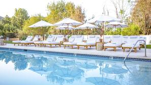 3 outdoor pools, pool cabanas (surcharge), pool umbrellas