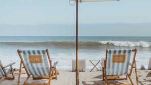 Beach nearby, beach yoga, surfing, kayaking