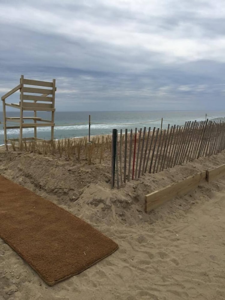 Misquamicut Beach Front Inn in Westerly Best Rates & Deals on Orbitz