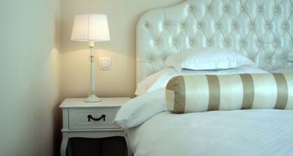 Banica Apartments & Rooms