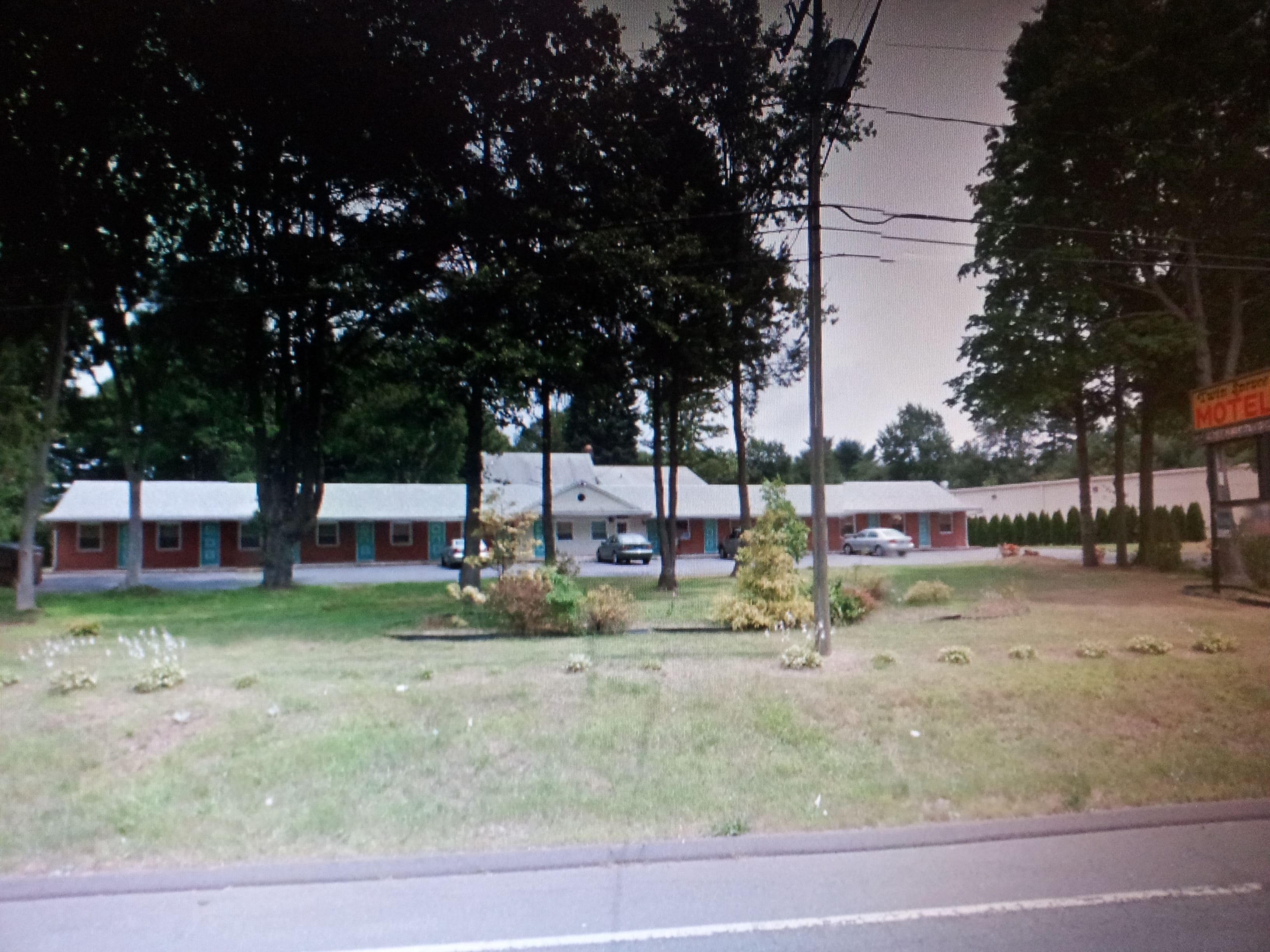 Twin Spruce Motel in Berlin, United States