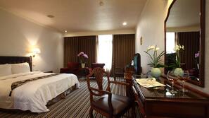 Premium bedding, down comforters, desk, blackout drapes