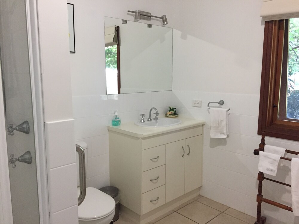 Clarevale Cottage B&B