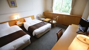 In-room safe, desk, free WiFi, bed sheets