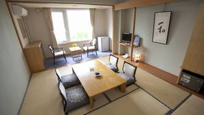 In-room safe, desk, free WiFi, bed sheets