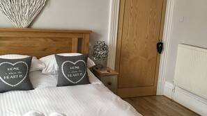Egyptian cotton sheets, premium bedding, individually decorated