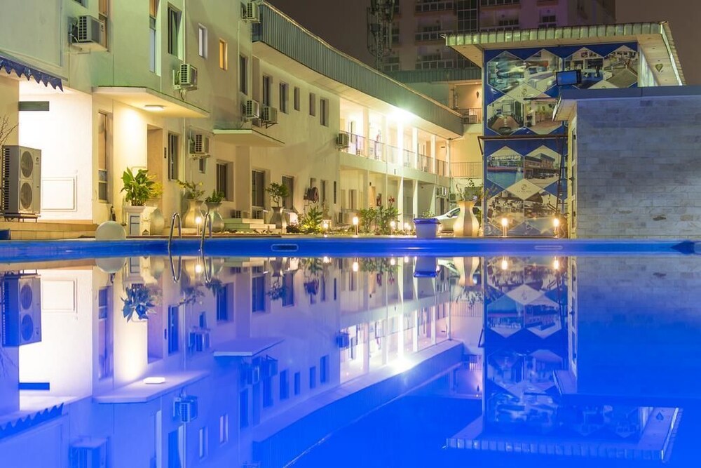 Hôtel La Falaise Bonanjo Deals Reviews Douala Cmr Wotif