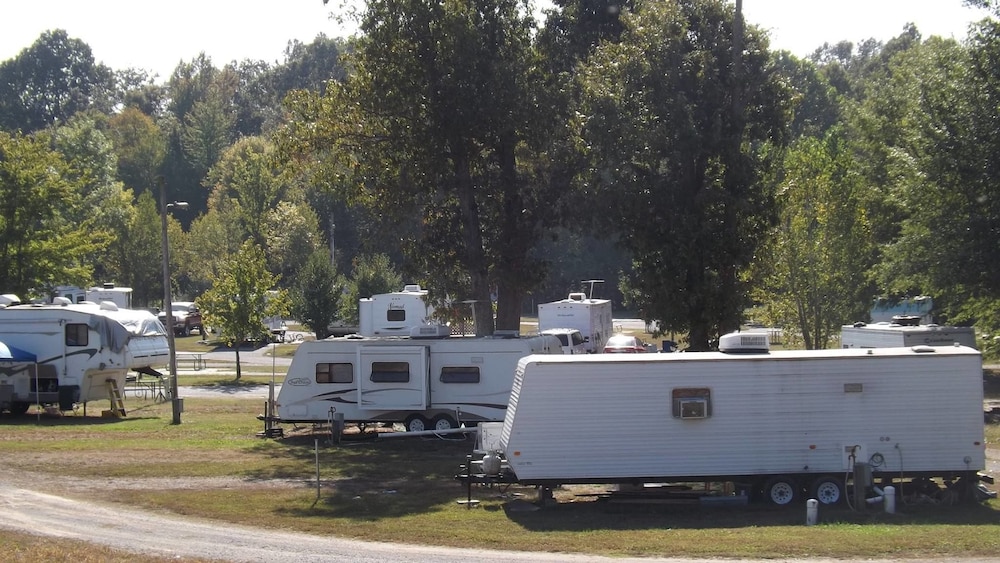 Kentucky Lake Resort & RV Park in Gilbertsville Best Rates & Deals on