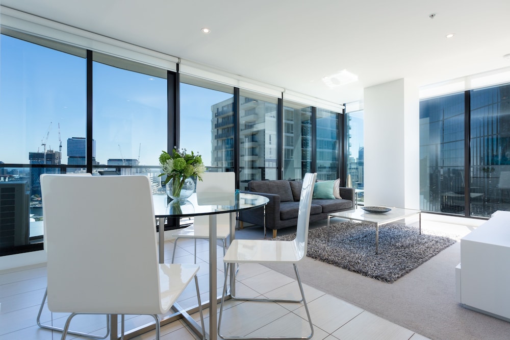 Wyndel Apartments Southbank Views