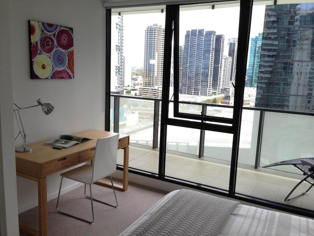 Wyndel Apartments Southbank Views