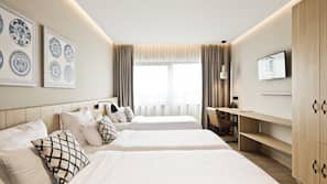 Minibar, in-room safe, desk, iron/ironing board