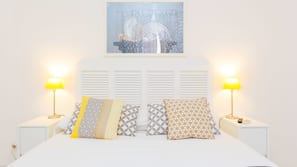 Egyptian cotton sheets, down duvet, iron/ironing board, free WiFi