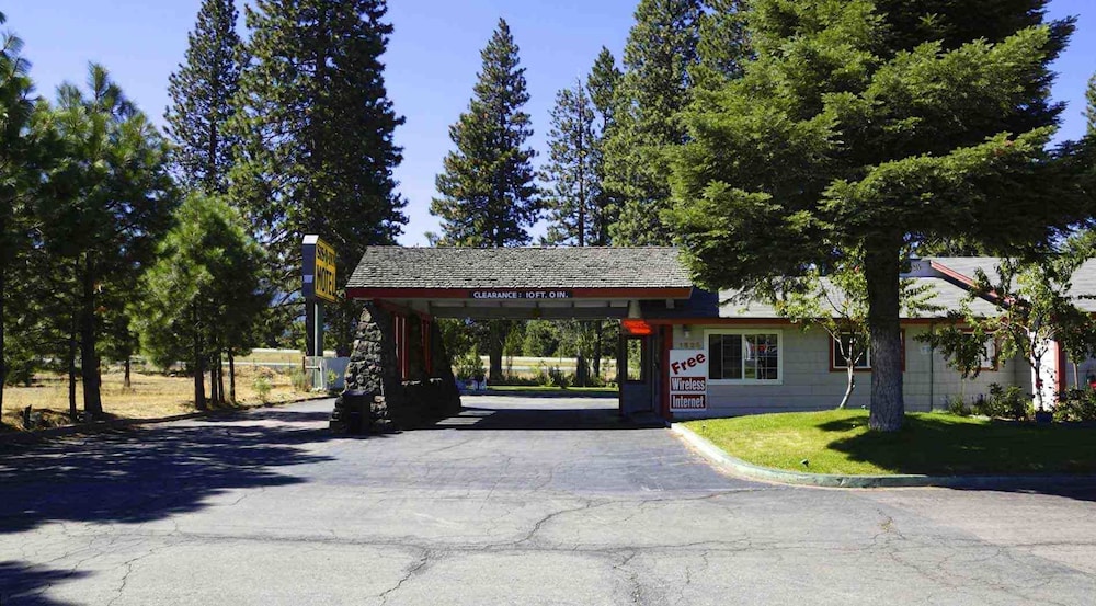 Sis Q Inn In Mount Shasta Hotel Rates Reviews On Orbitz - 