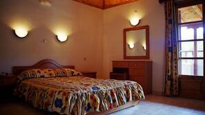 In-room safe, rollaway beds, WiFi