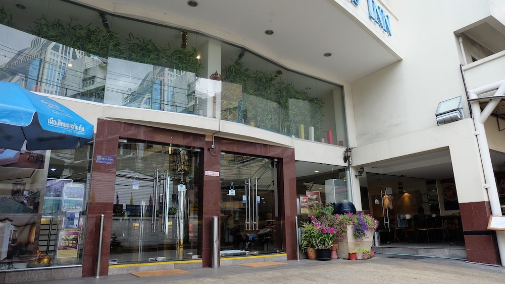 Foto - Grand Business Inn