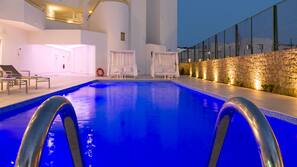 Piscina stagionale all'aperto