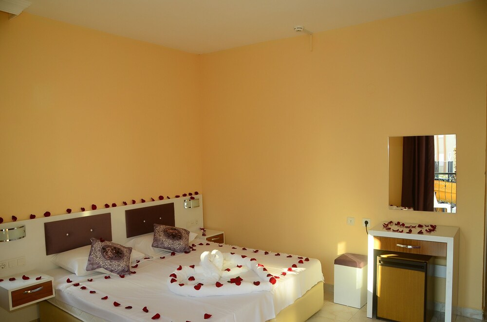 Photo - Saygılı Beach Hotel